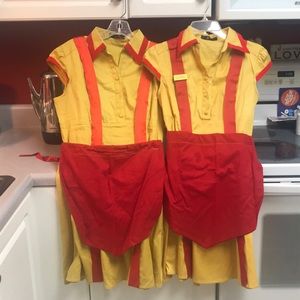 2 Broke girls Halloween costumes